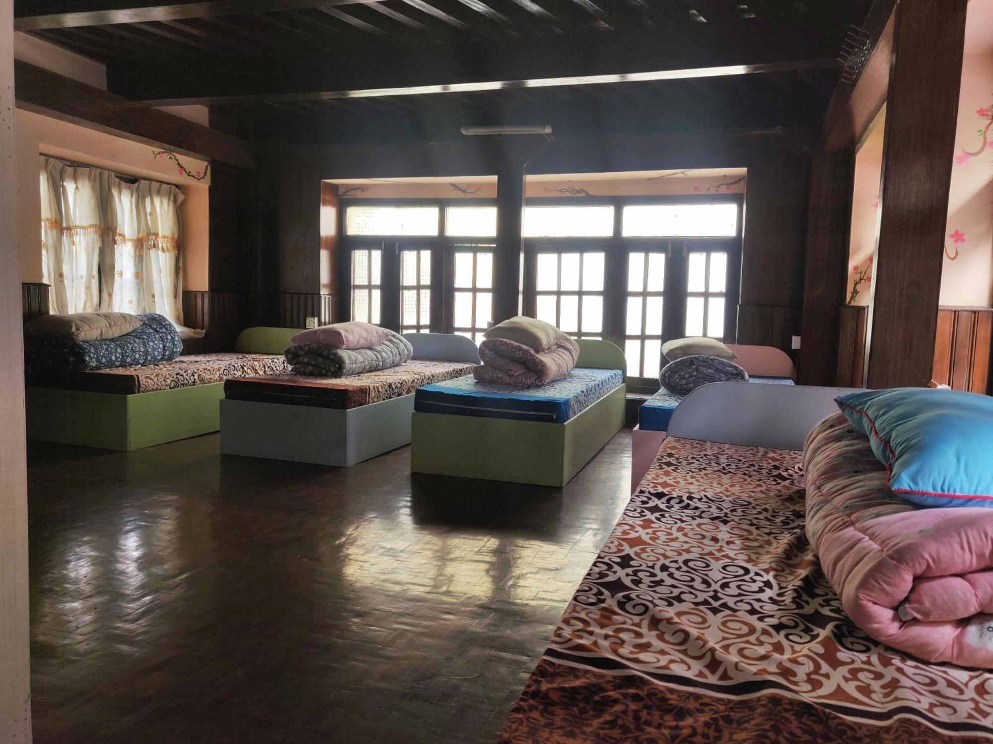 Yog Hostel Kathmandu Rum bild